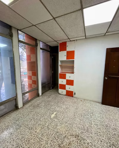 OFICINA EN RENTA ZONA 9 EDIFICIO TIVOLI - Imagen 3