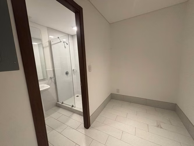 APARTAMENTO EN RENTA/VENTA CON AC| 280MT2 | 3PARQUEOS Y BODEGA | ZONA 15 VH2