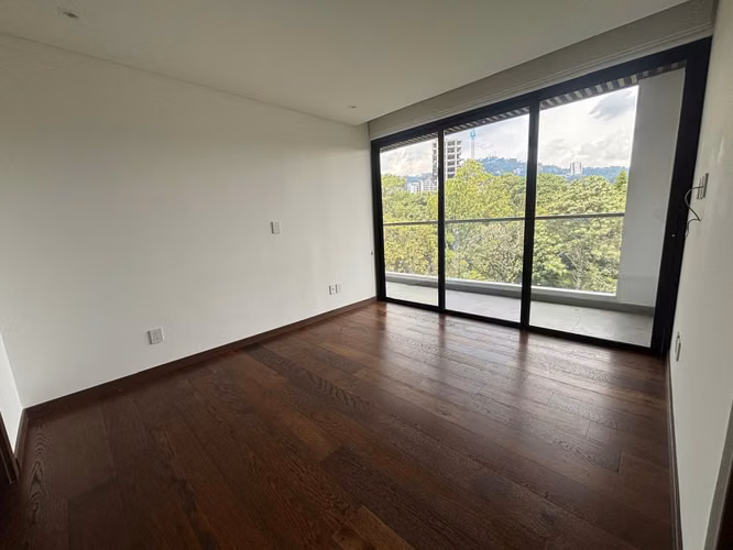 APARTAMENTO EN RENTA/VENTA CON AC| 280MT2 | 3PARQUEOS Y BODEGA | ZONA 15 VH2