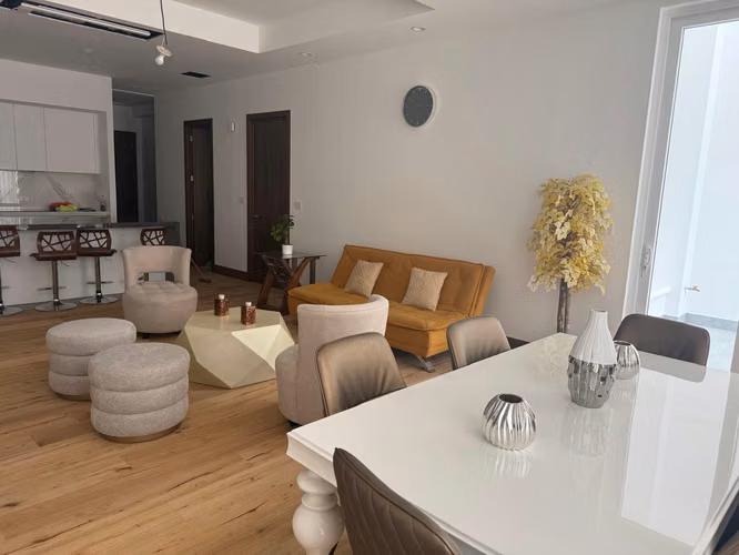LINDO APARTAMENTO AMUEBLADO EN RENTA EN ALTEZZA ZONA 16