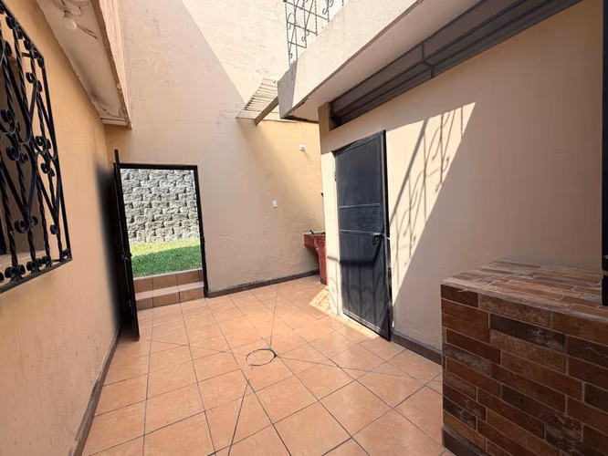 CASA EN VENTA EN VILLA LOBOS, VILLA NUEVA 
