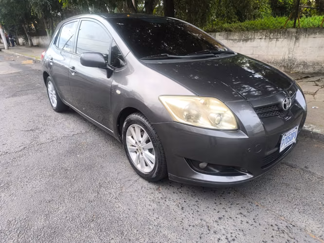 Toyota Auris 2009 de Agencia Full Equipo