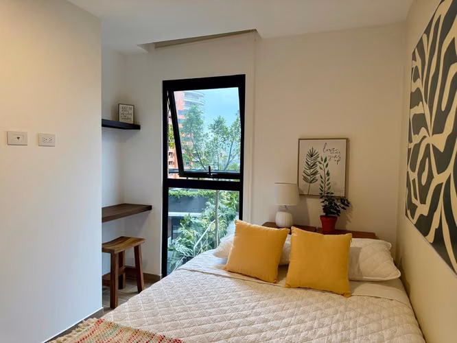 APARTAMENTO AMUEBLADO Y EQUIPADO EN RENTA EN ZONA 14, PARQUE 14