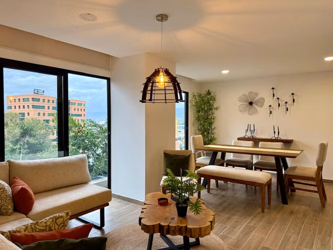APARTAMENTO AMUEBLADO Y EQUIPADO EN RENTA EN ZONA 14, PARQUE 14