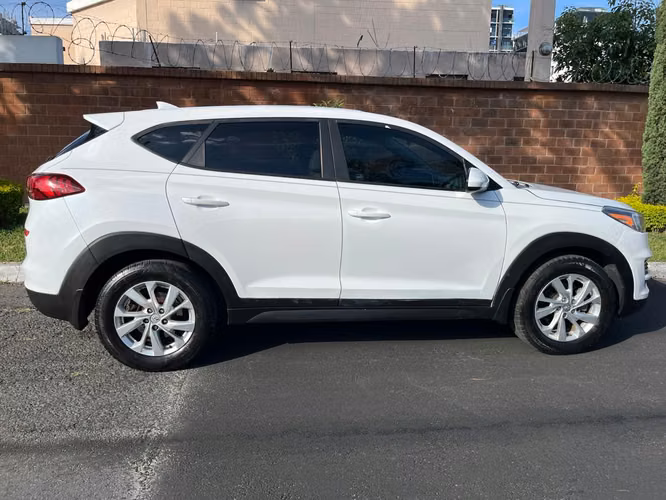 HYUNDAI TUCSON 2019 SE