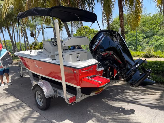 Lancha Nautika 15 pies motor Yamaha y tráiler continental 