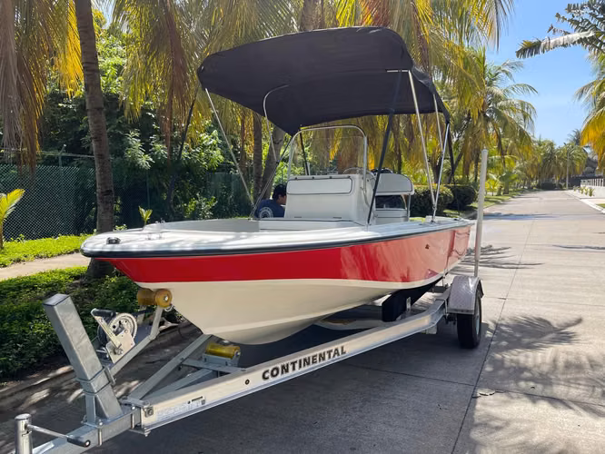 Lancha Nautika 15 pies motor Yamaha y tráiler continental 