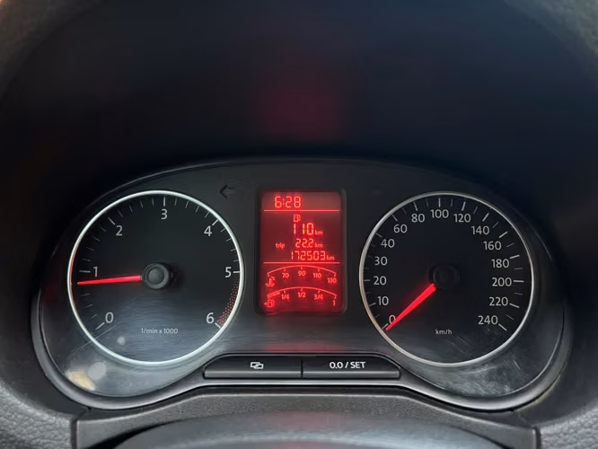 Pick up Volkswagen Amarok mecánico 2013 de agencia 