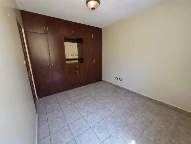 LINDA CASA EN RENTA EN CONDOMINIO ENTRE ENCINOS KM 25.5 CARRETERA A SAN LUCAS
