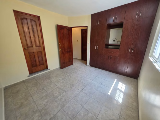 LINDA CASA EN RENTA EN CONDOMINIO ENTRE ENCINOS KM 25.5 CARRETERA A SAN LUCAS