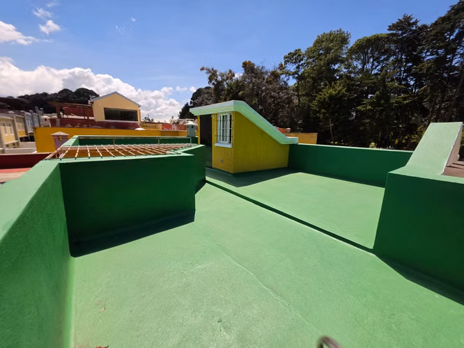 LINDA CASA EN RENTA EN CONDOMINIO ENTRE ENCINOS KM 25.5 CARRETERA A SAN LUCAS