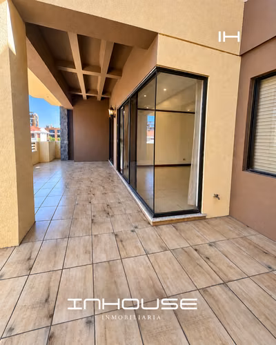 APARTAMENTO EN RENTA ZONA 10 EN NIVEL ALTO 