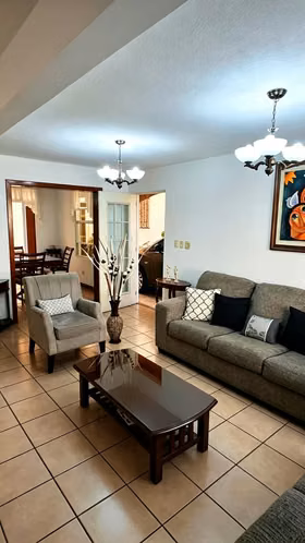 HERMOSA CASA EN VENTA EN EL NARANJO CONDADO AGUSTIN