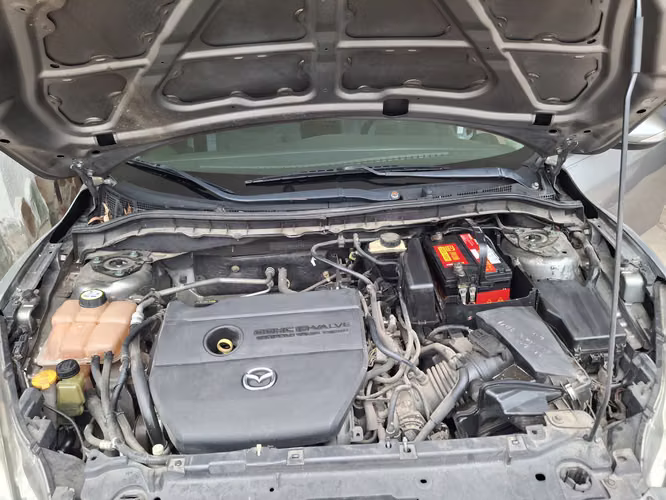 Mazda 3 Grand Touring 2010