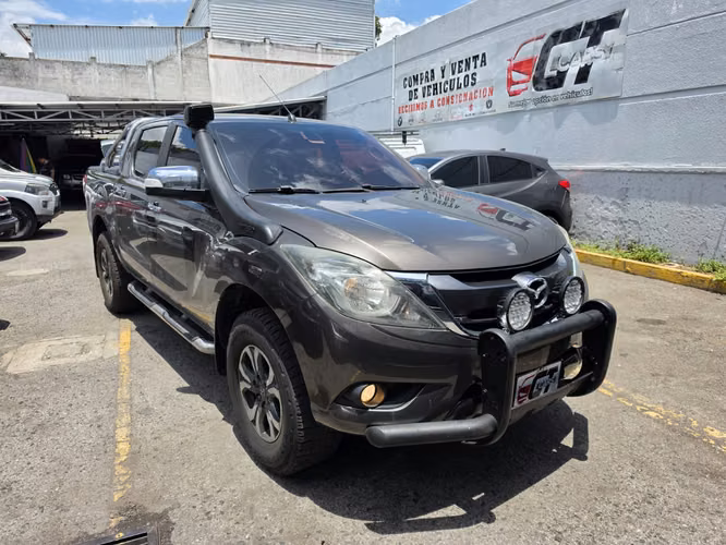 Mazda Bt50 2017 Automático y Tiptronic 4x4 Un dueño Bien cuidado Listo para Trabajar Super Económico 