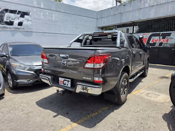 Mazda Bt50 2017 Automático y Tiptronic 4x4 Un dueño Bien cuidado Listo para Trabajar Super Económico 