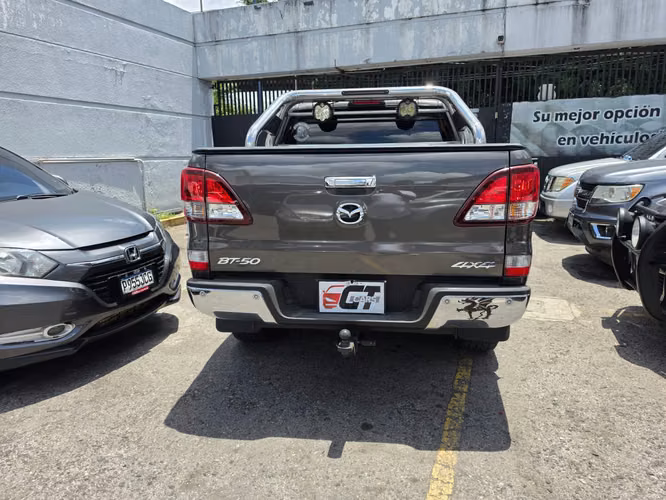 Mazda Bt50 2017 Automático y Tiptronic 4x4 Un dueño Bien cuidado Listo para Trabajar Super Económico 