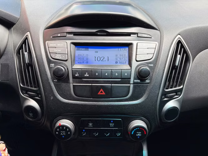 Hyundai Tucson de Agencia Modelo 2015