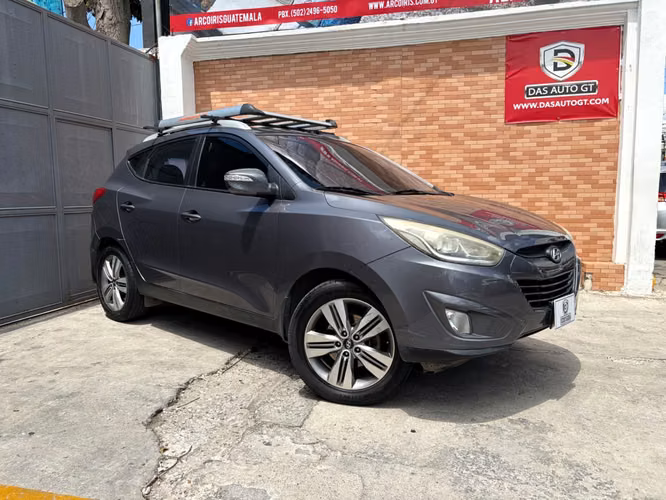 Hyundai Tucson de Agencia Modelo 2015