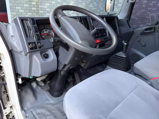Isuzu QKR de Agencia Modelo 2025