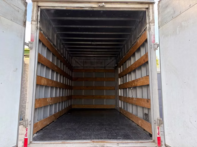 Isuzu QKR de Agencia Modelo 2025