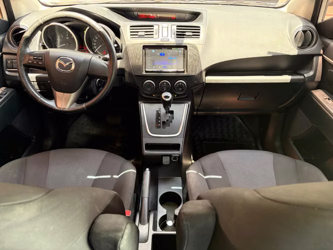 Mazda 5 Wagon de Agencia Modelo 2017