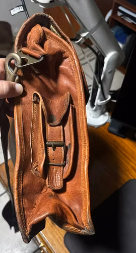 MALETA - MESSENGER BAG - CUERO – VINTAGE - COLOR: HENNA