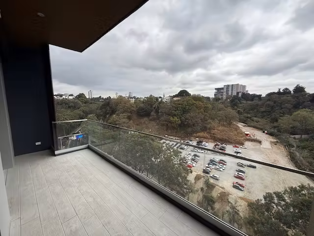 Rento apartamento en Zona 15 EDIFICIO SPAZIO, PISCINA, GYM, ROOFTOP