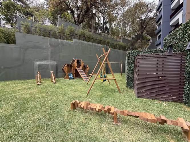 Rento apartamento en Zona 15 EDIFICIO SPAZIO, PISCINA, GYM, ROOFTOP