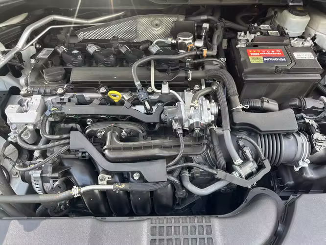 Toyota Corolla Cross 2024 Automática y Tiptronic  de Agencia un Dueño Con récord de Agencia Impecable 