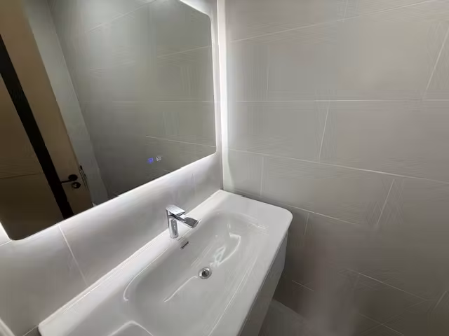 Rento apartamento en Zona 15 EDIFICIO NUEVO CON ROOFTOP - Imagen 2