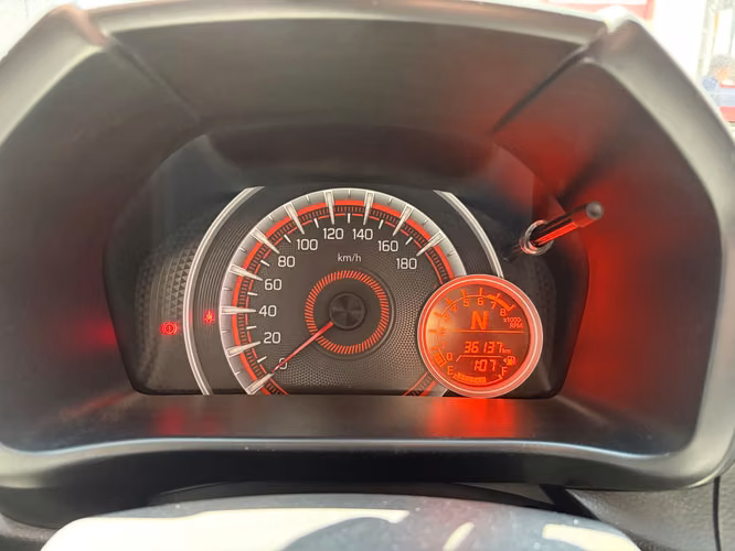 Suzuki Celerio de Agencia Modelo 2024 - Imagen 7
