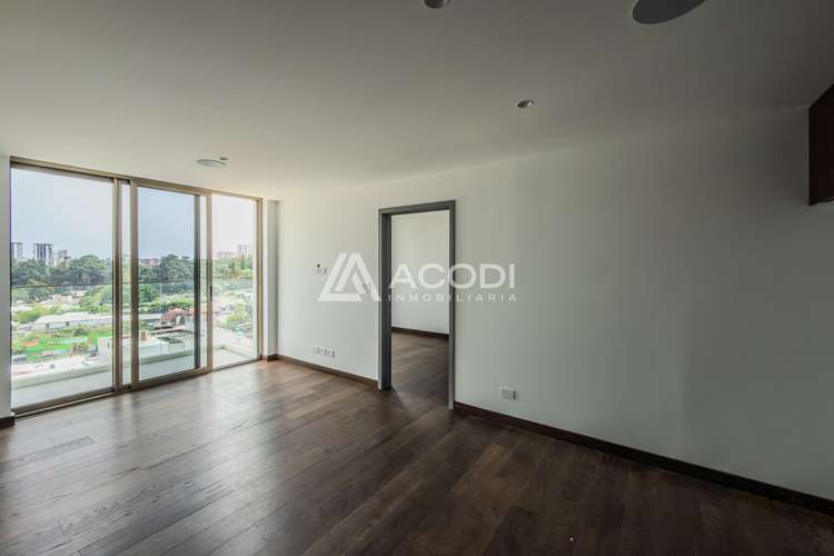 Apartamento en Zona 10 - Imagen 2