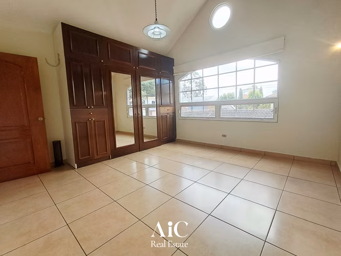 CASA EN RENTA ZONA 16 JARDINES DE SAN ISIDRO - Imagen 17