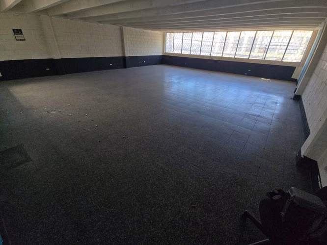 BODEGA EN ALQUILER EN ZONA 1 | 3 AMBIENTES + UBICACIÓN CÉNTRICA | J - Imagen 4