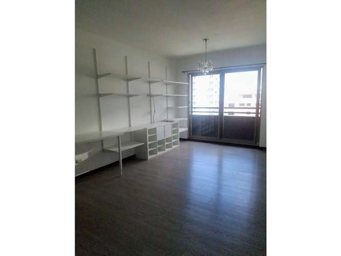 Apartamento en Renta Zona 10 - Imagen 3