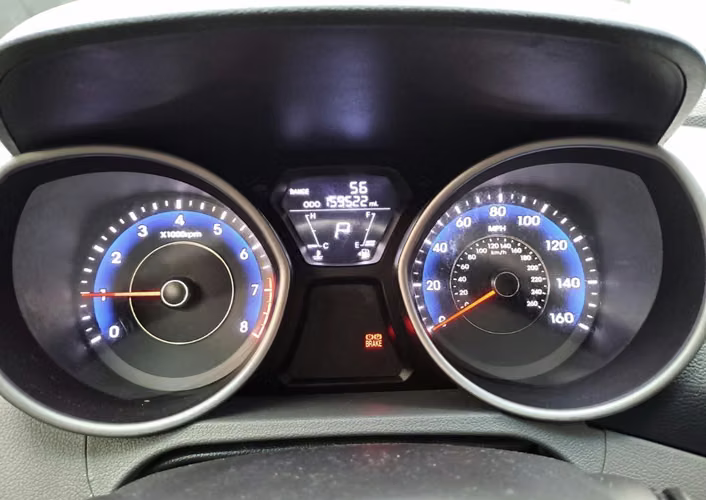 Hyundai Elantra 2011 Importado Automático y Triptonic Súper Económico Millas Reales de Reciente Ingreso
