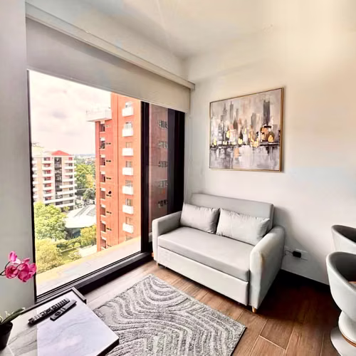 Zona 10 • Apartamento Amueblado en Venta • Edificio Casa San Ignacio - Imagen 2