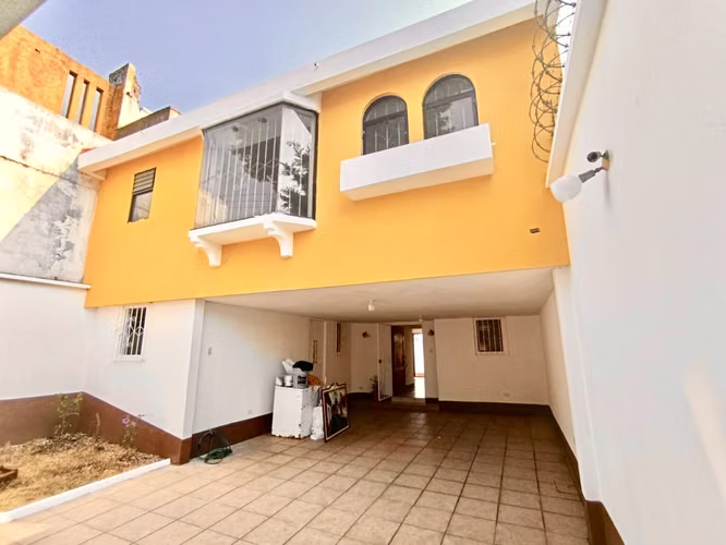 Carretera a San José Pinula • Casa Nueva en Venta • Residencial Lo de Valdez - Imagen 2