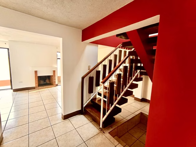 Carretera a San José Pinula • Casa Nueva en Venta • Residencial Lo de Valdez - Imagen 9