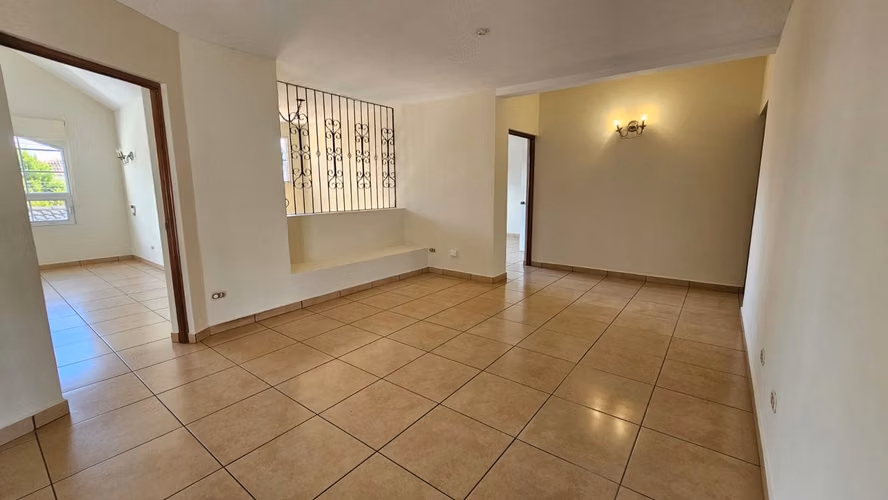 Casa en venta zona 16