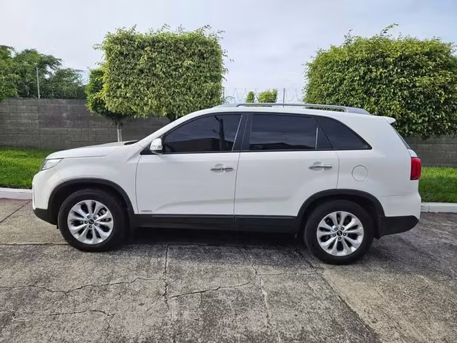 KIA SORENTO AGENCIA 4X4 DIESEL