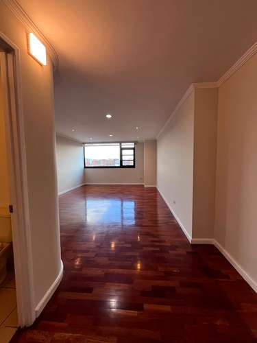 RENTA DE APARTAMENTO COMPLETAMENTE RENOVADO EN EDIFICIO SANTORINI, ZONA 14 - Imagen 14