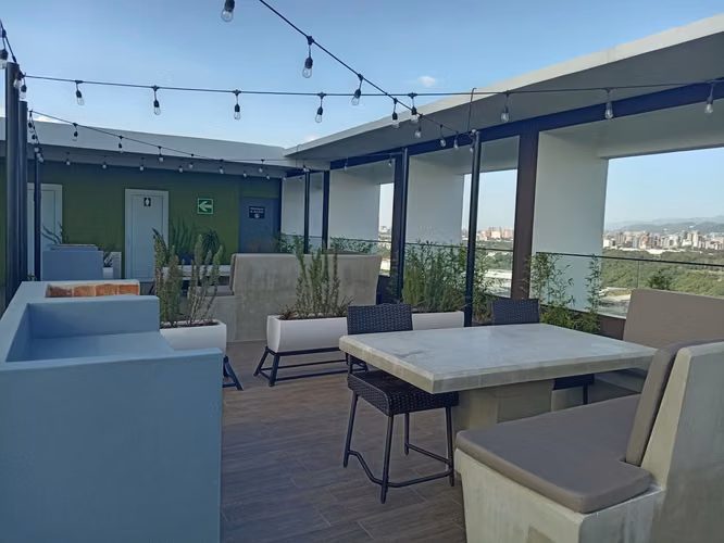 Renta Apto NUEVO 1 habitación Andares Doce. Moderno y seguro - Miniatura 3