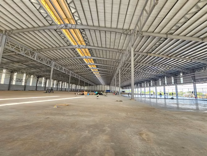 BODEGA INDUSTRIALE EN RENTA – METRAJE DE 7,261 m² CADA UNA O UNA NAVE DE 14,522M2 - Imagen 13