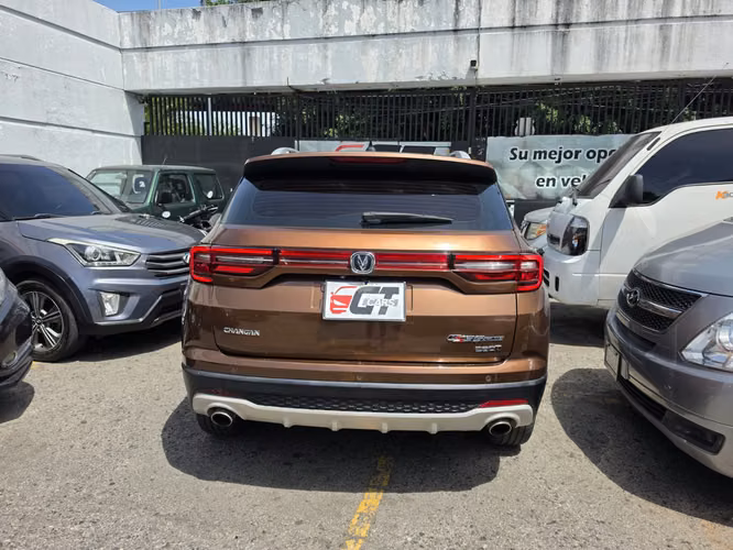 Changan Cs35 Plus Full Equipo 2021 de Agencia Automática y Tiptronic Nítida Nada que invertir un solo dueño con récord  - Imagen 3