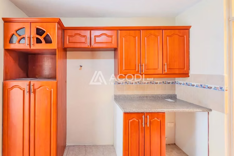 Casa en San Lucas Sacatepéquez