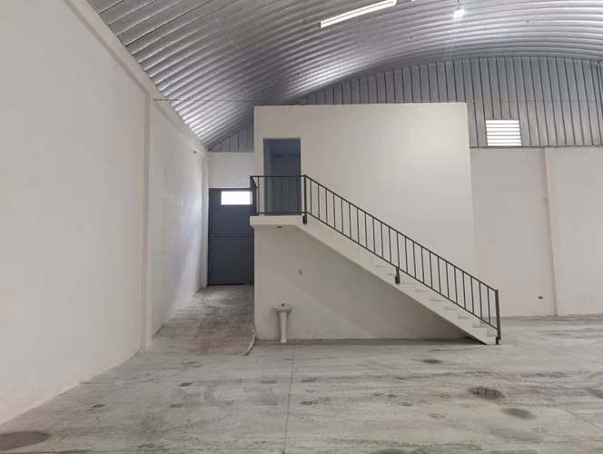 Ofibodegas en Gerona - Image 1