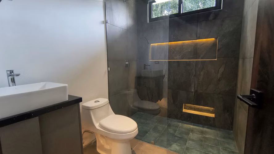 Casa Nueva Moderna Carretera a El Salvador - Imagen 9