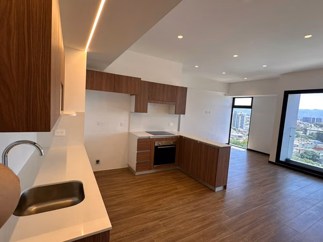 APARTAMENTO EN RENTA | EDIFICIO MARABI, ZONA 11 MARISCAL NIVEL 12 - Imagen 2